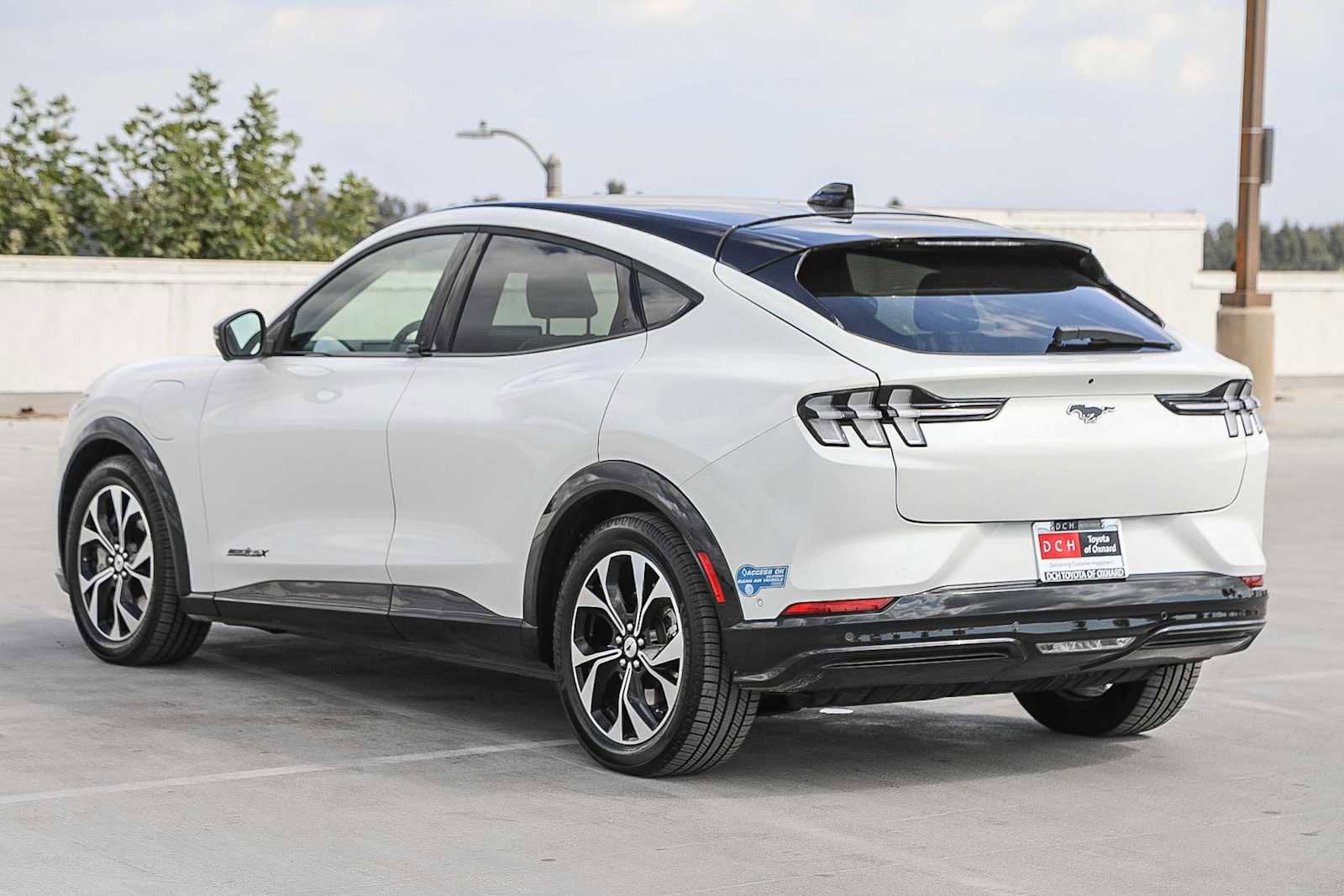 Thumbnail: 2021 Ford Mustang Mach-E - 7