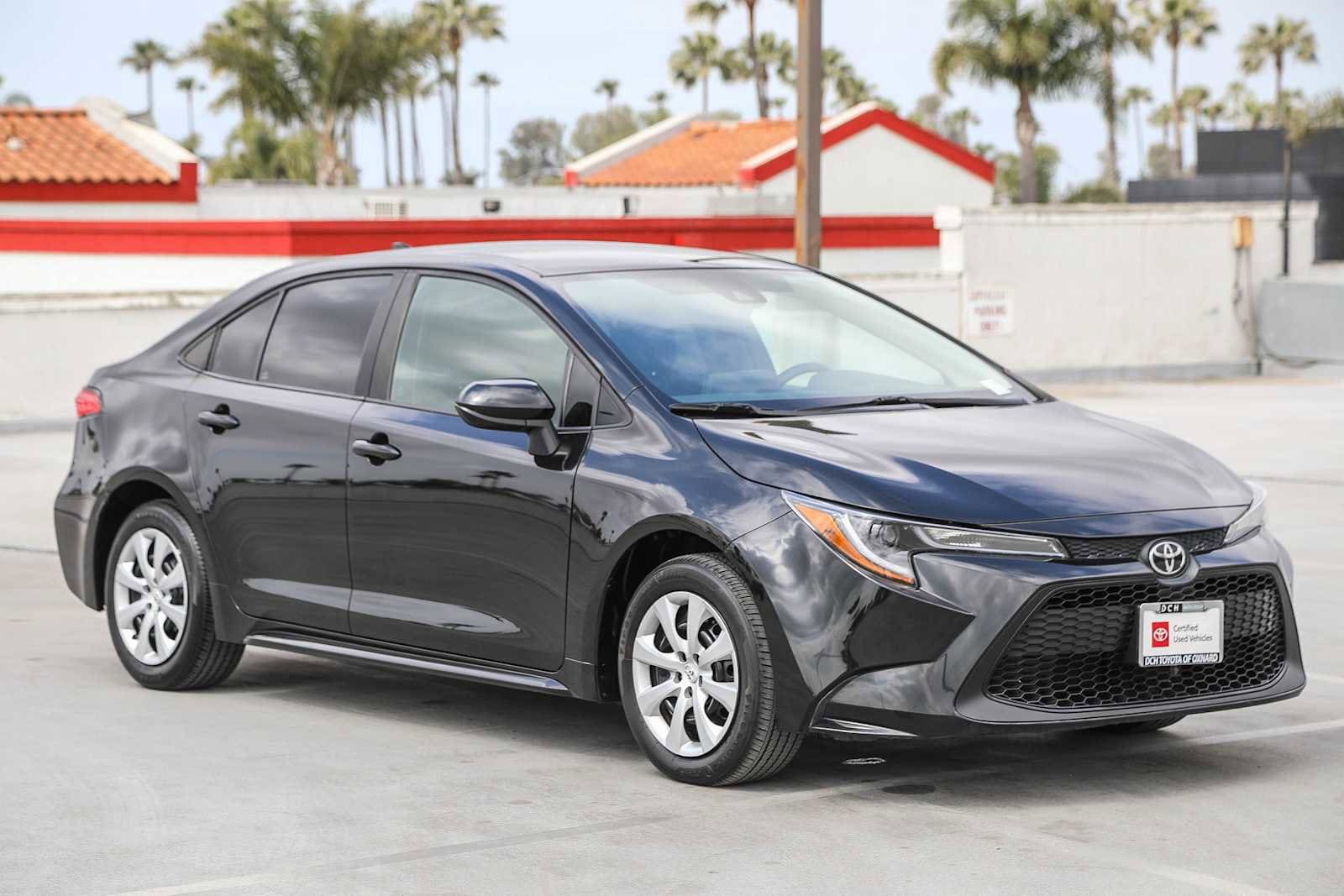 2022 Toyota Corolla LE 4
