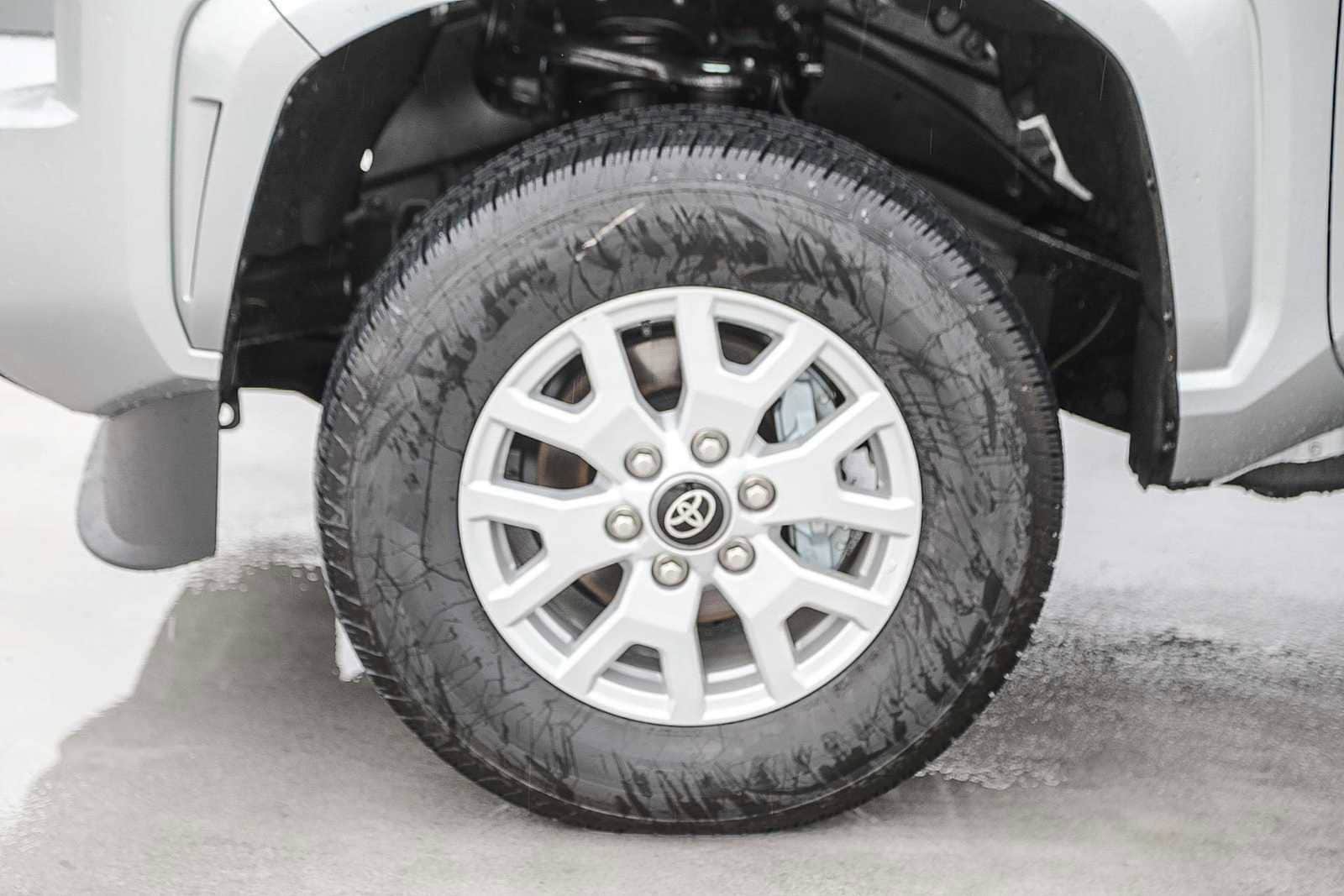 Thumbnail: 2025 Toyota Tacoma - 10