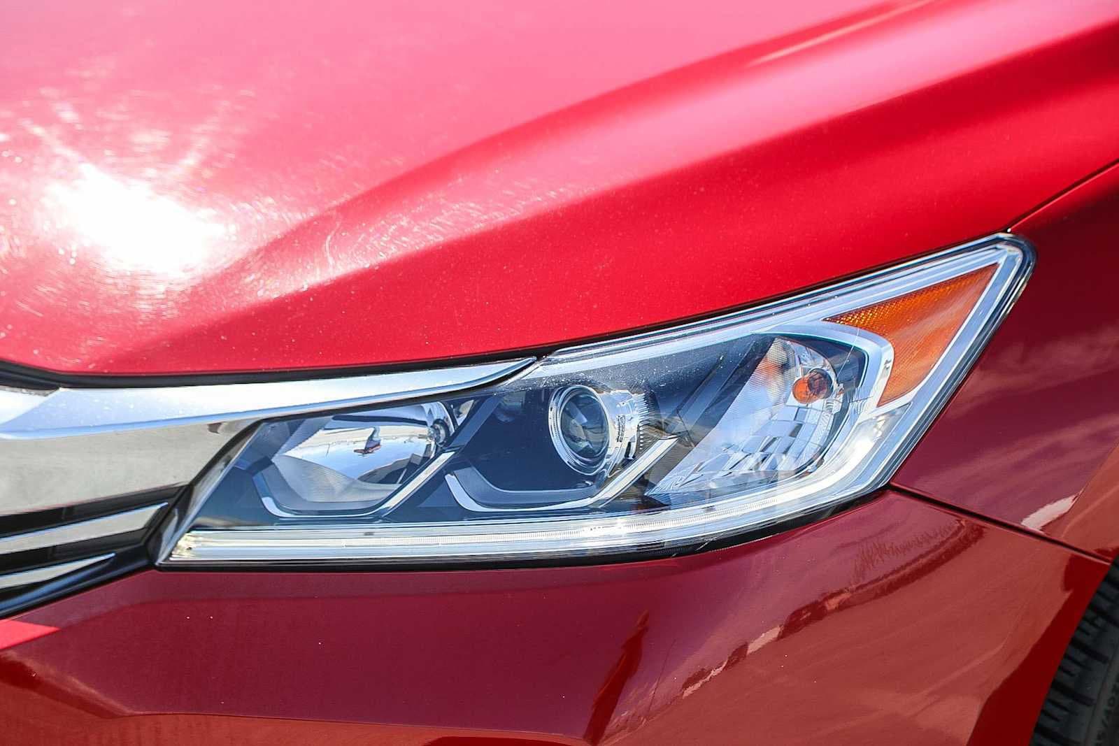 Thumbnail: 2016 Honda Accord - 8