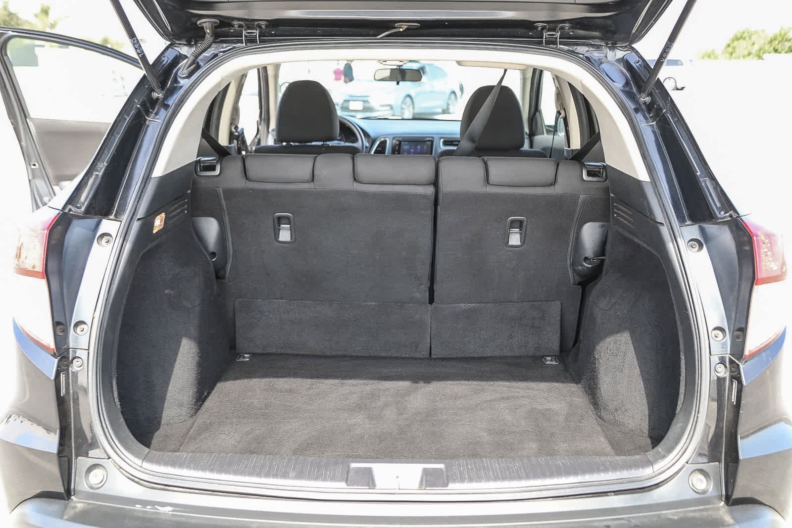 Thumbnail: 2017 Honda HR-V - 24