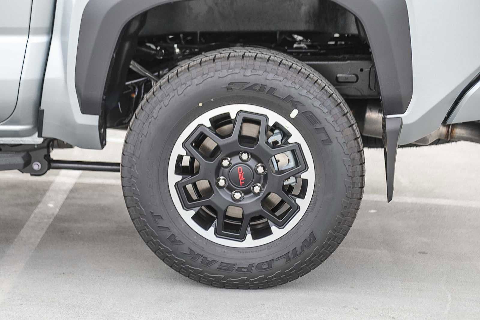 Thumbnail: 2025 Toyota Tacoma - 10