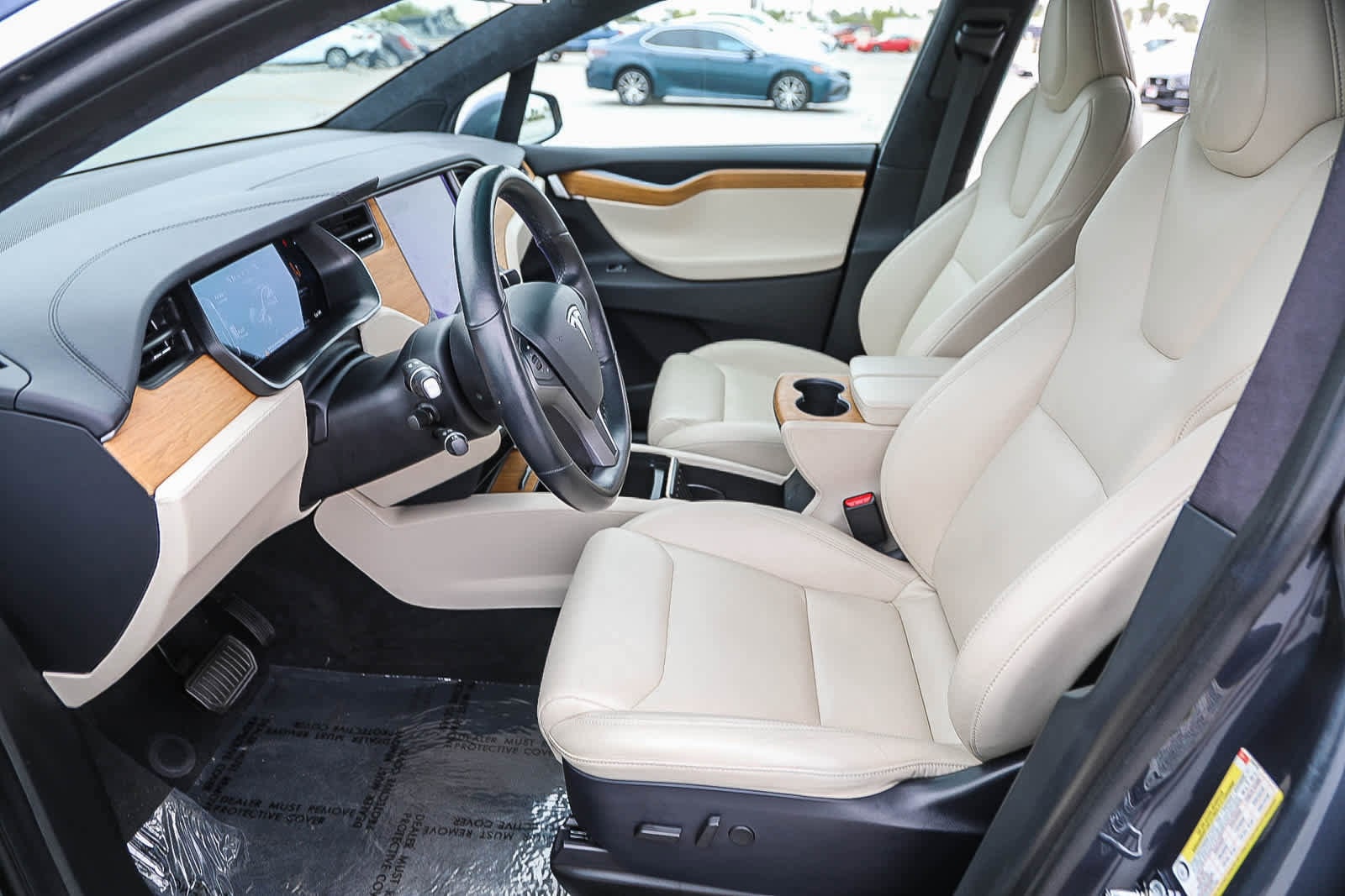 Thumbnail: 2020 Tesla Model X - 17