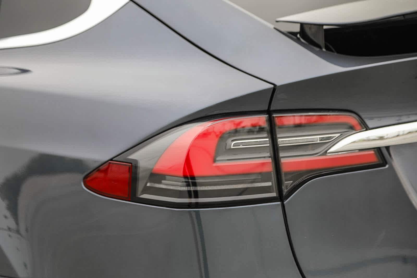 Thumbnail: 2020 Tesla Model X - 9