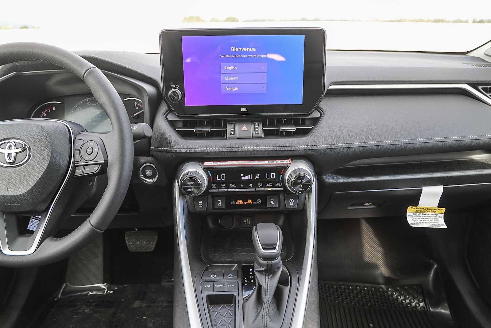 Thumbnail: 2025 Toyota RAV4 - 15