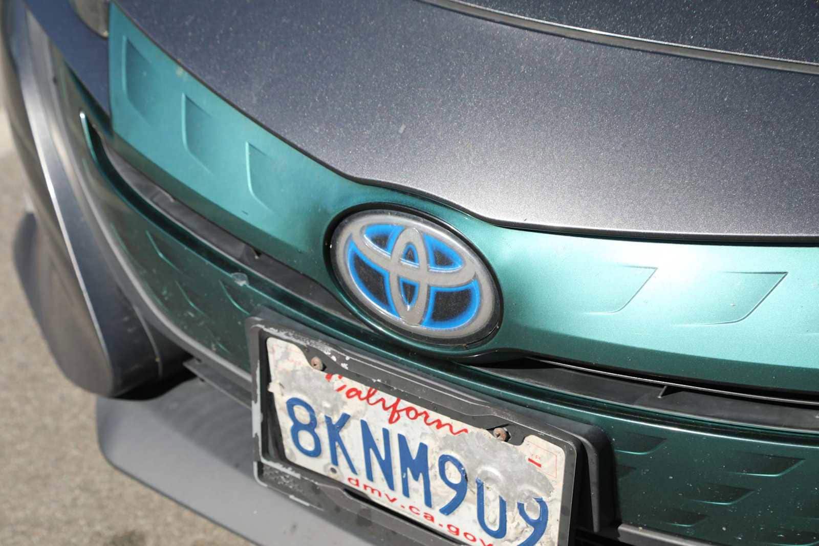 Thumbnail: 2019 Toyota Prius Prime - 15