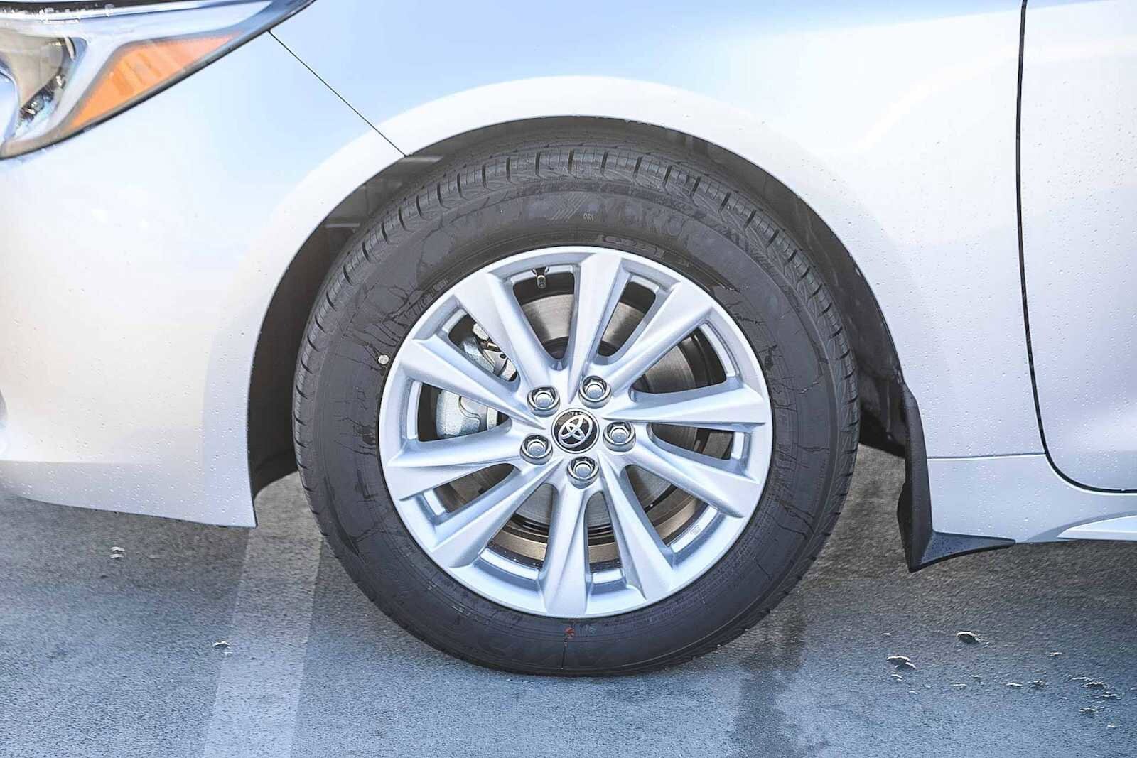 Thumbnail: 2026 Toyota Corolla - 10