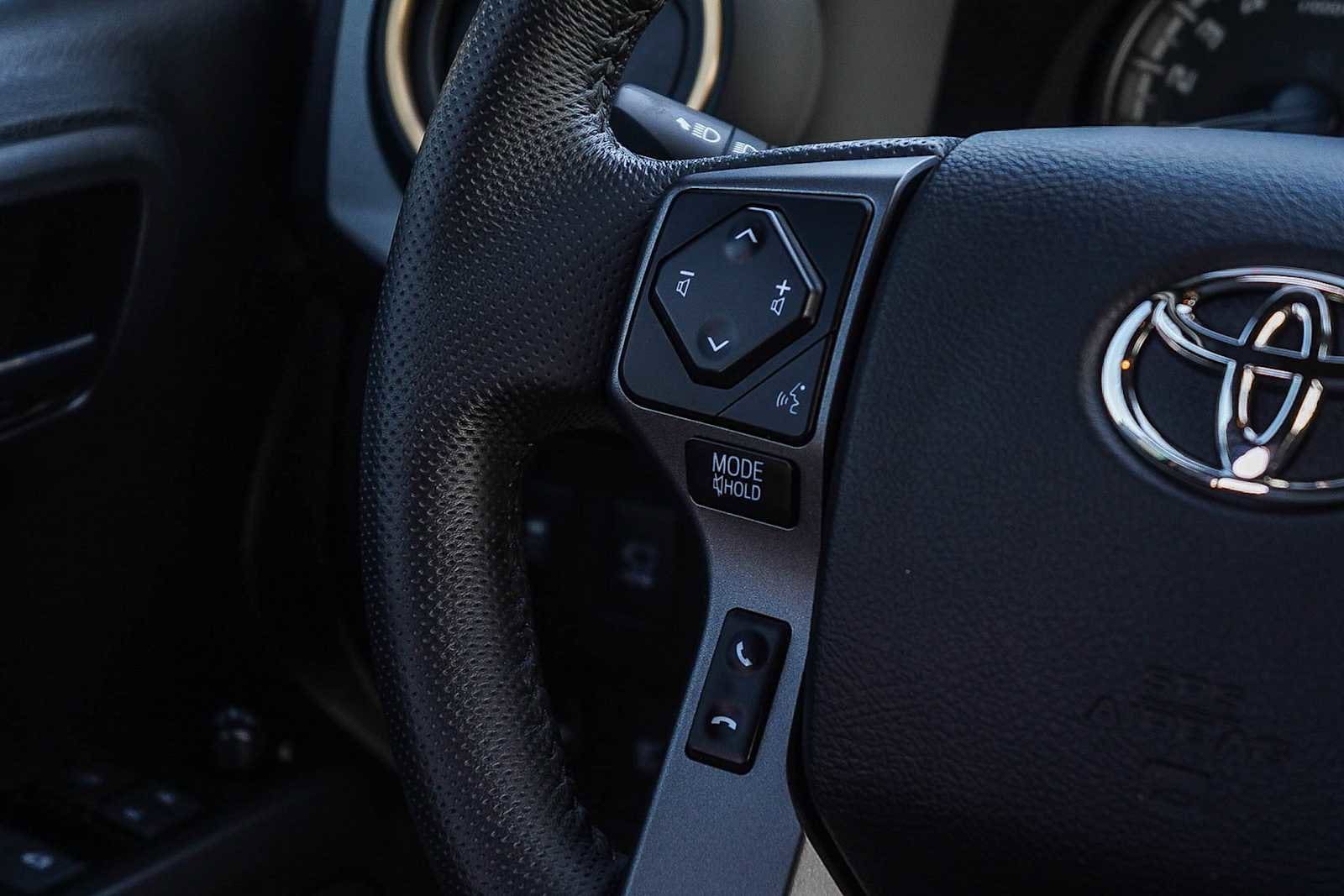 Thumbnail: 2023 Toyota Tacoma - 18