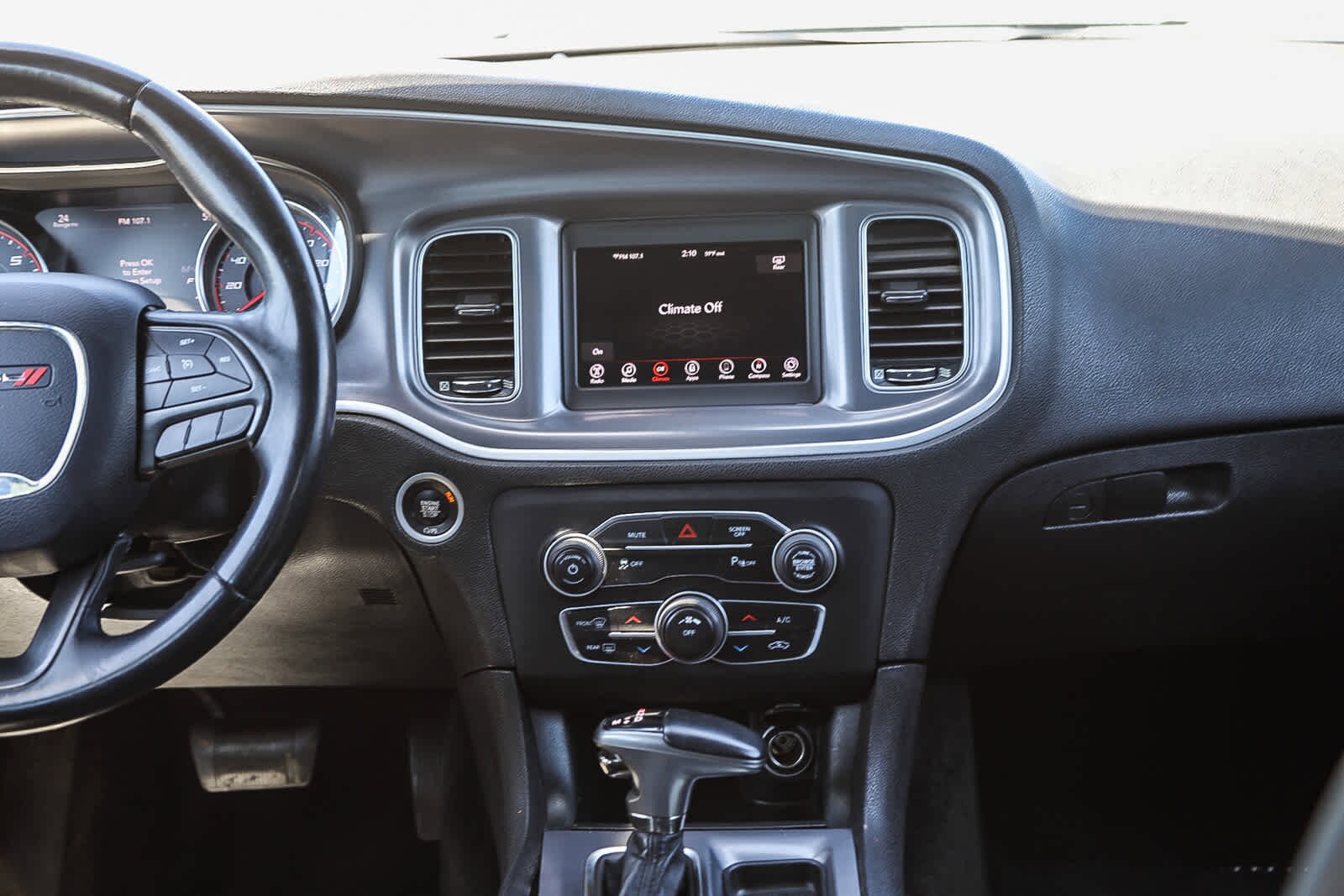 Thumbnail: 2019 Dodge Charger - 13