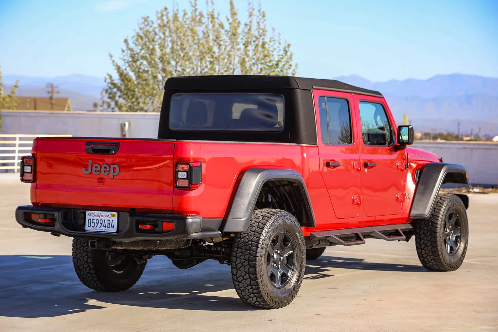 Thumbnail: 2020 Jeep Gladiator - 4