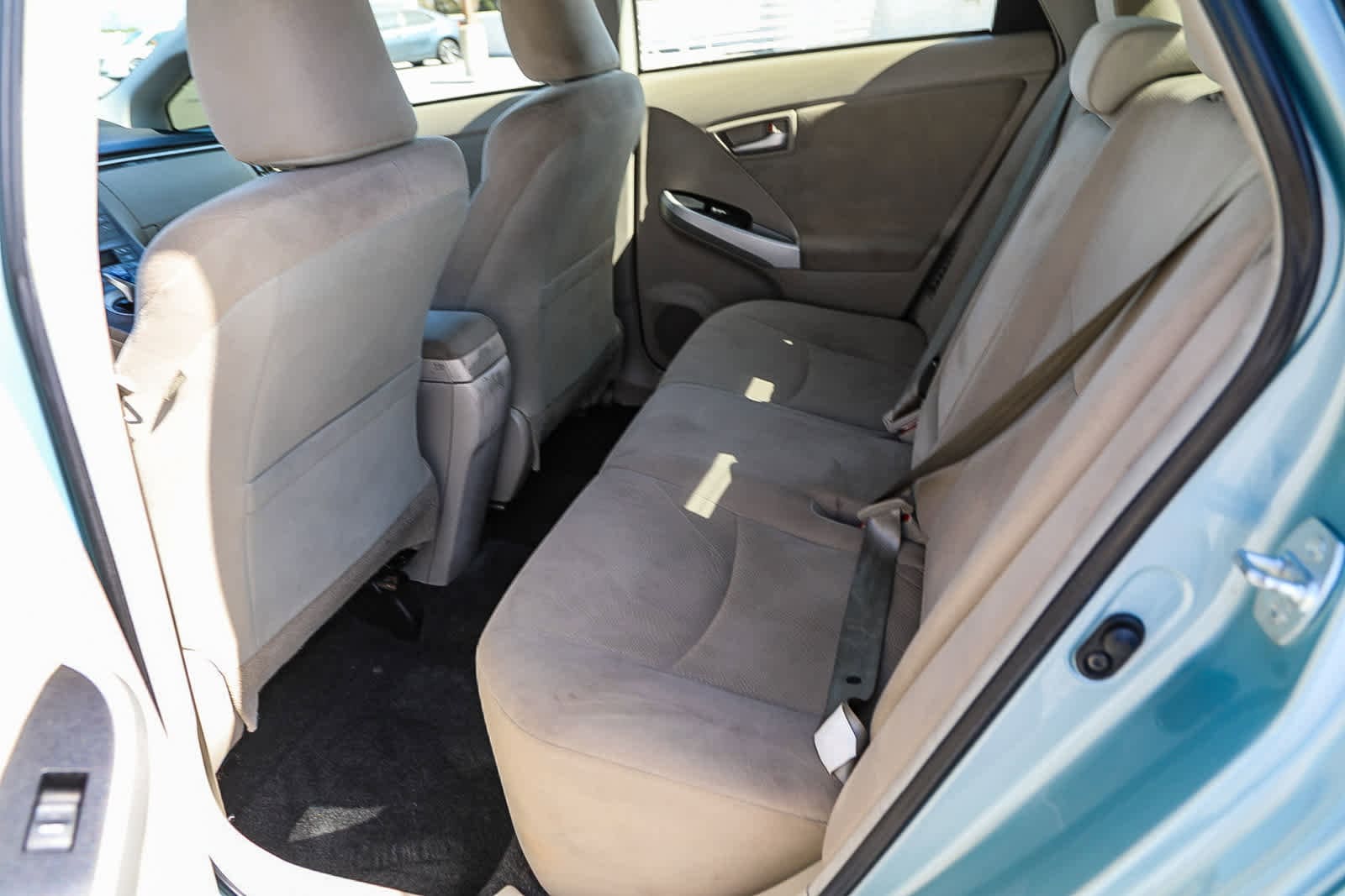 Thumbnail: 2014 Toyota Prius - 17