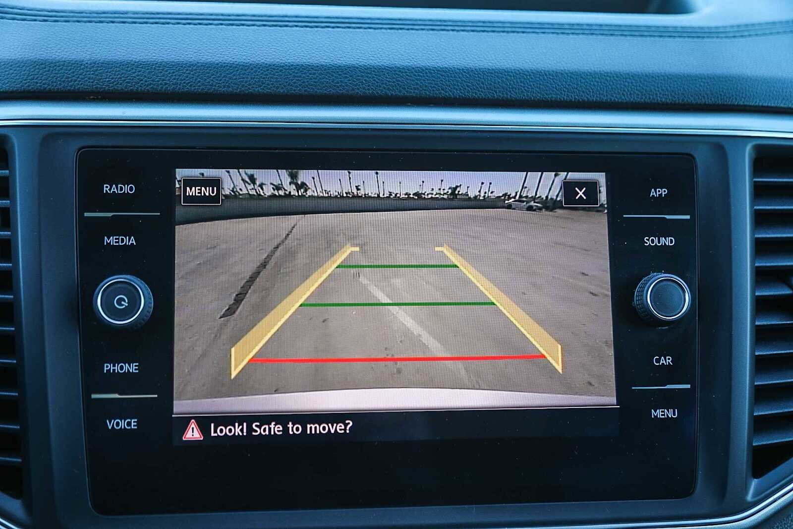 Thumbnail: 2018 Volkswagen Atlas - 24