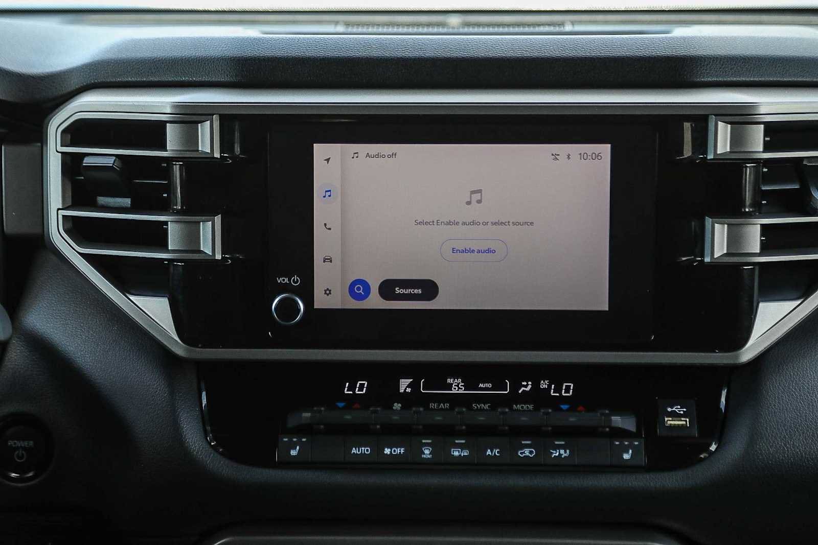 2025 Toyota Sequoia SR5 - Photo 14