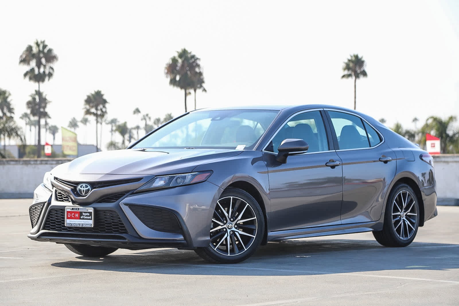 2022 Toyota Camry SE -
                Oxnard, CA