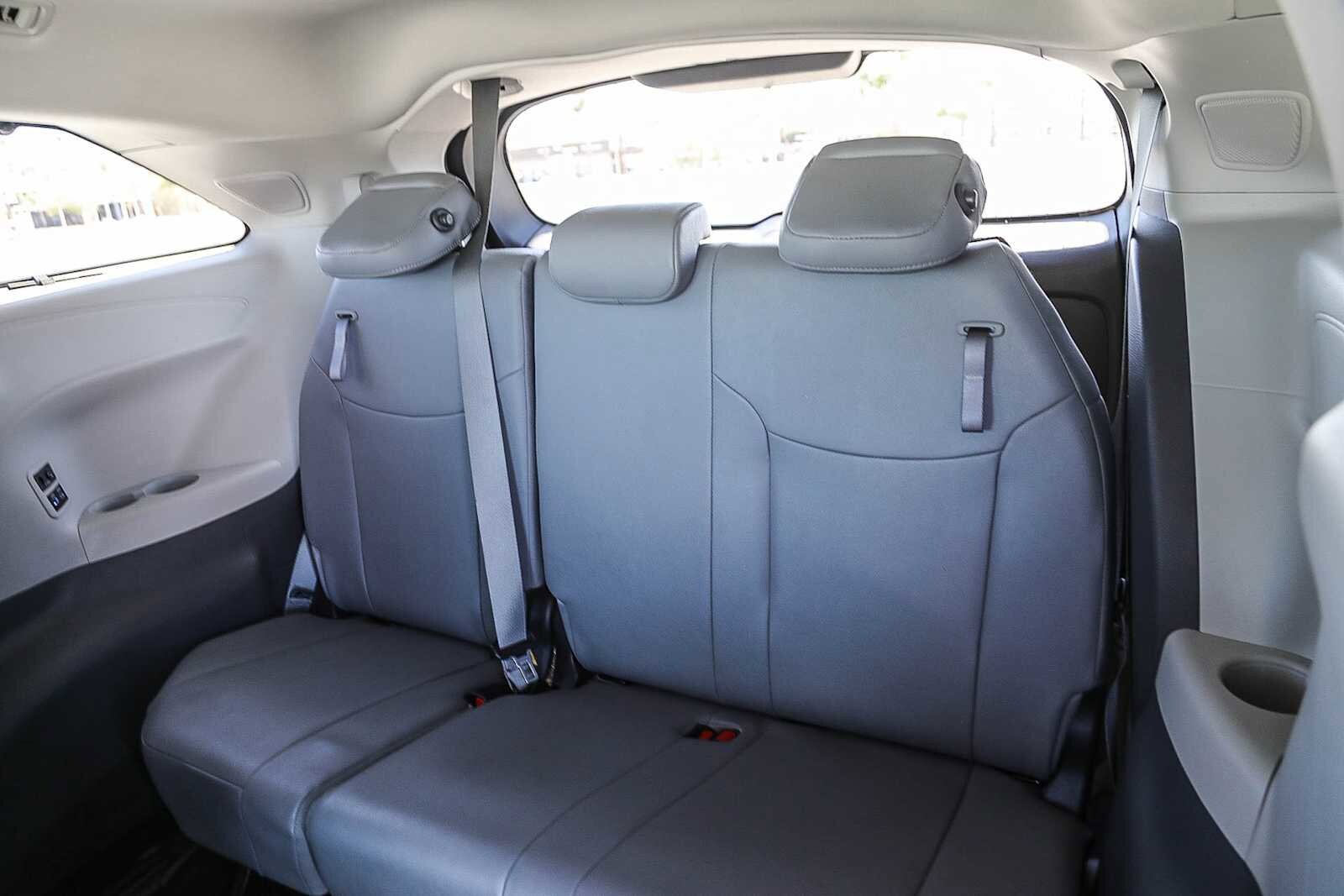 Thumbnail: 2024 Toyota Sienna - 20