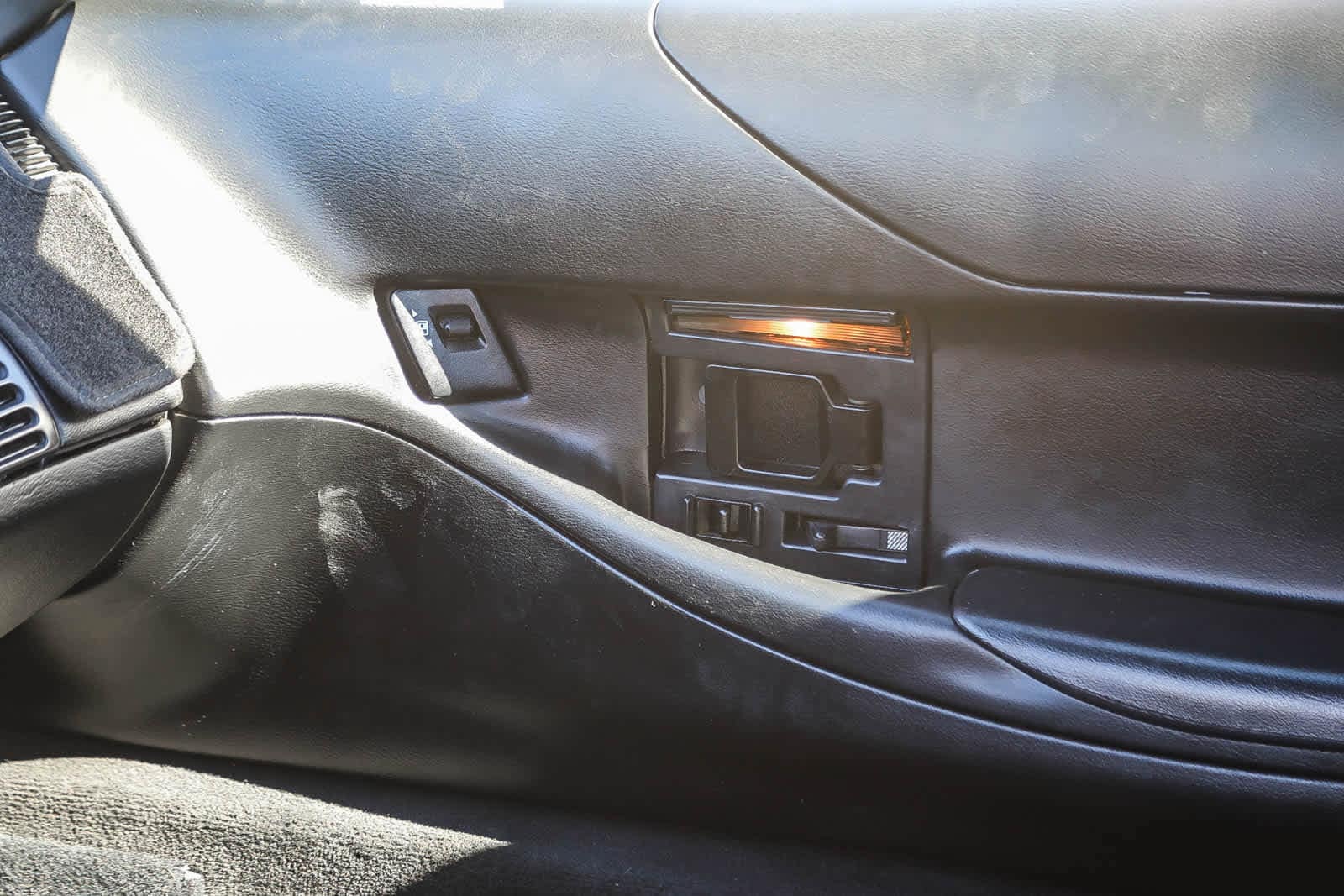 Thumbnail: 1996 Chevrolet Corvette - 21