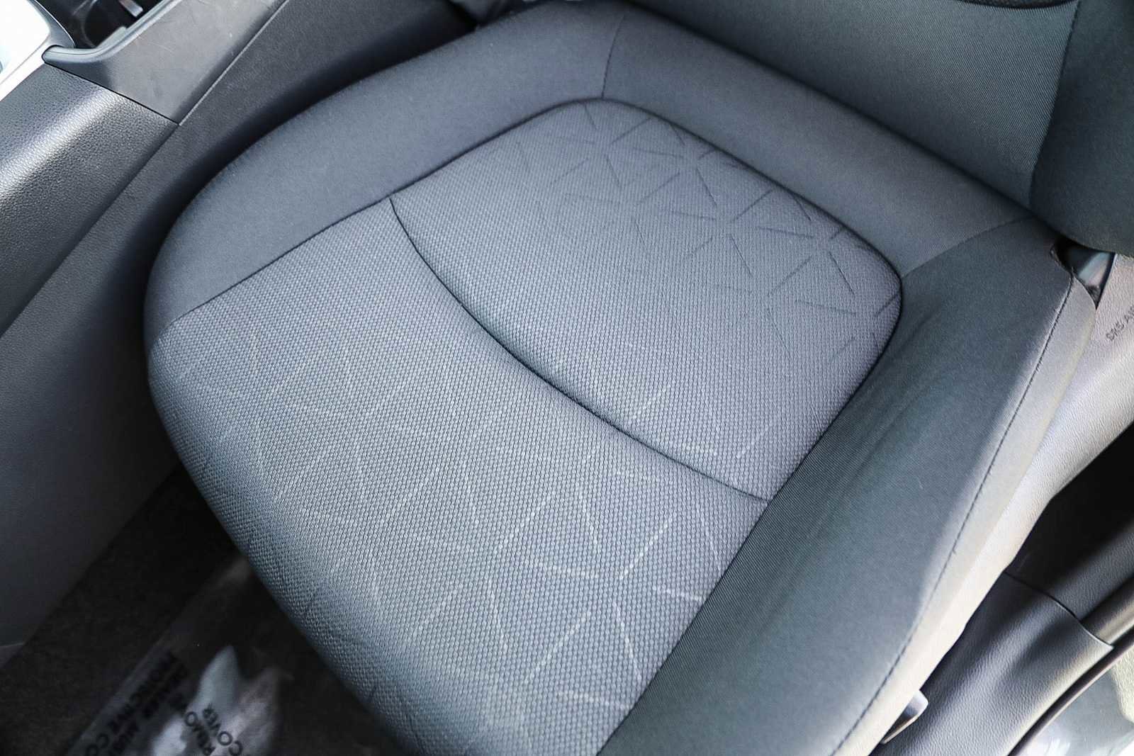 Thumbnail: 2025 Toyota RAV4 - 24