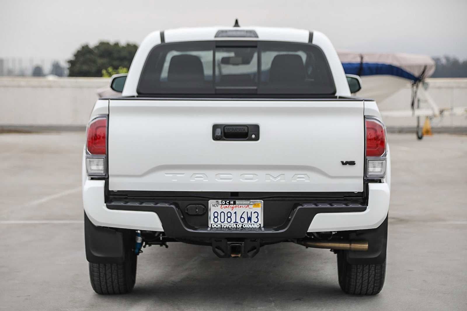 Thumbnail: 2023 Toyota Tacoma - 6