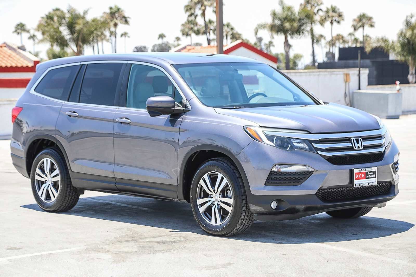 Thumbnail: 2016 Honda Pilot - 3