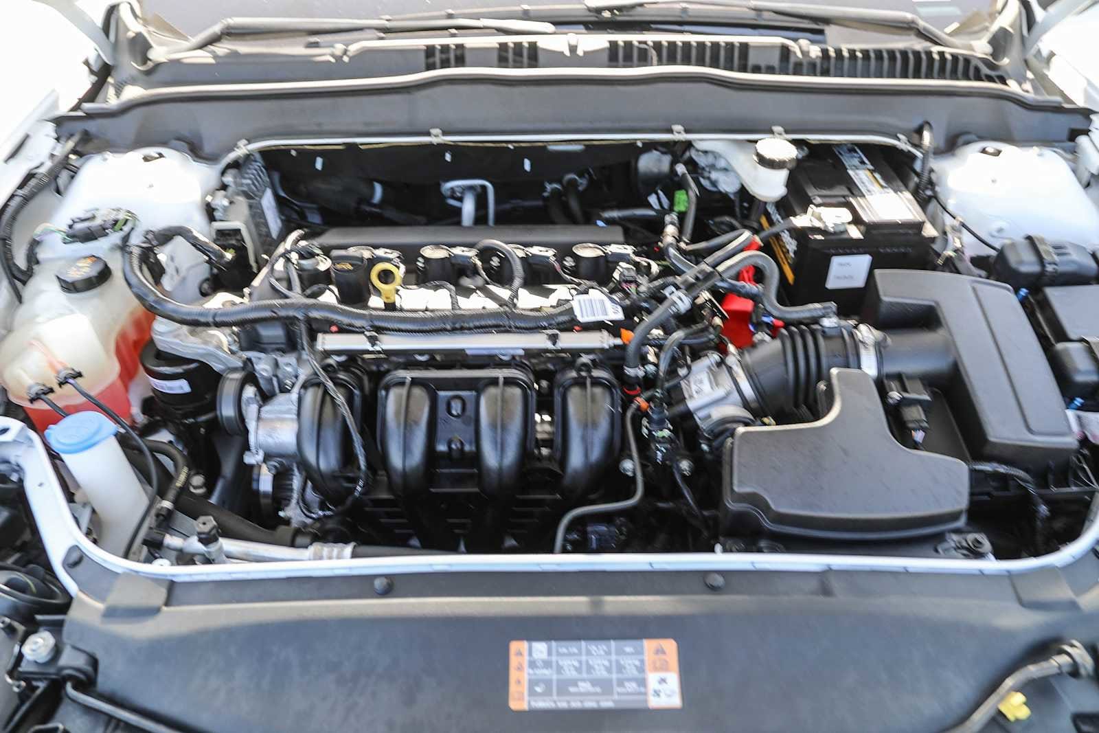 2019 Ford Fusion S 23