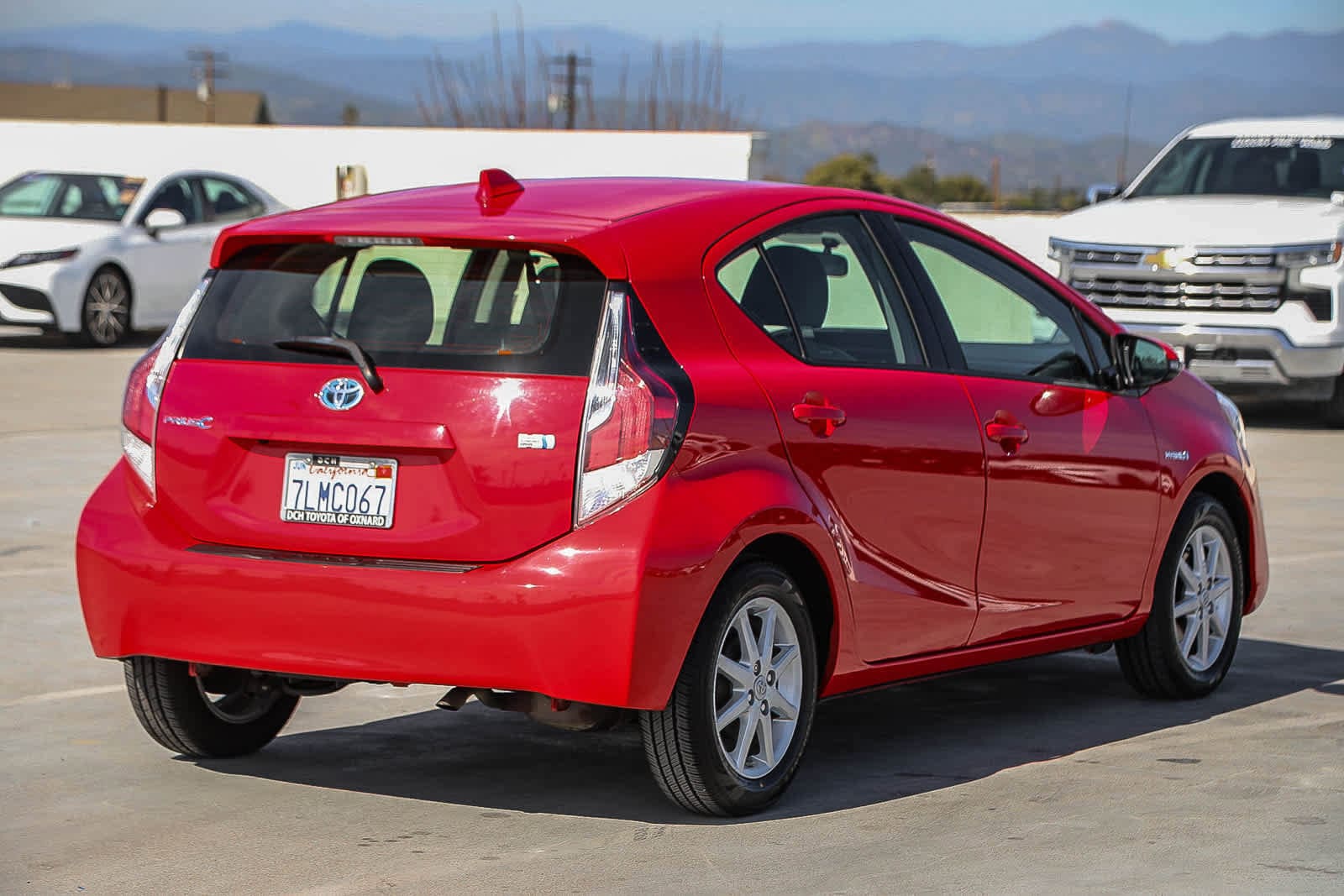 Thumbnail: 2015 Toyota Prius c - 5
