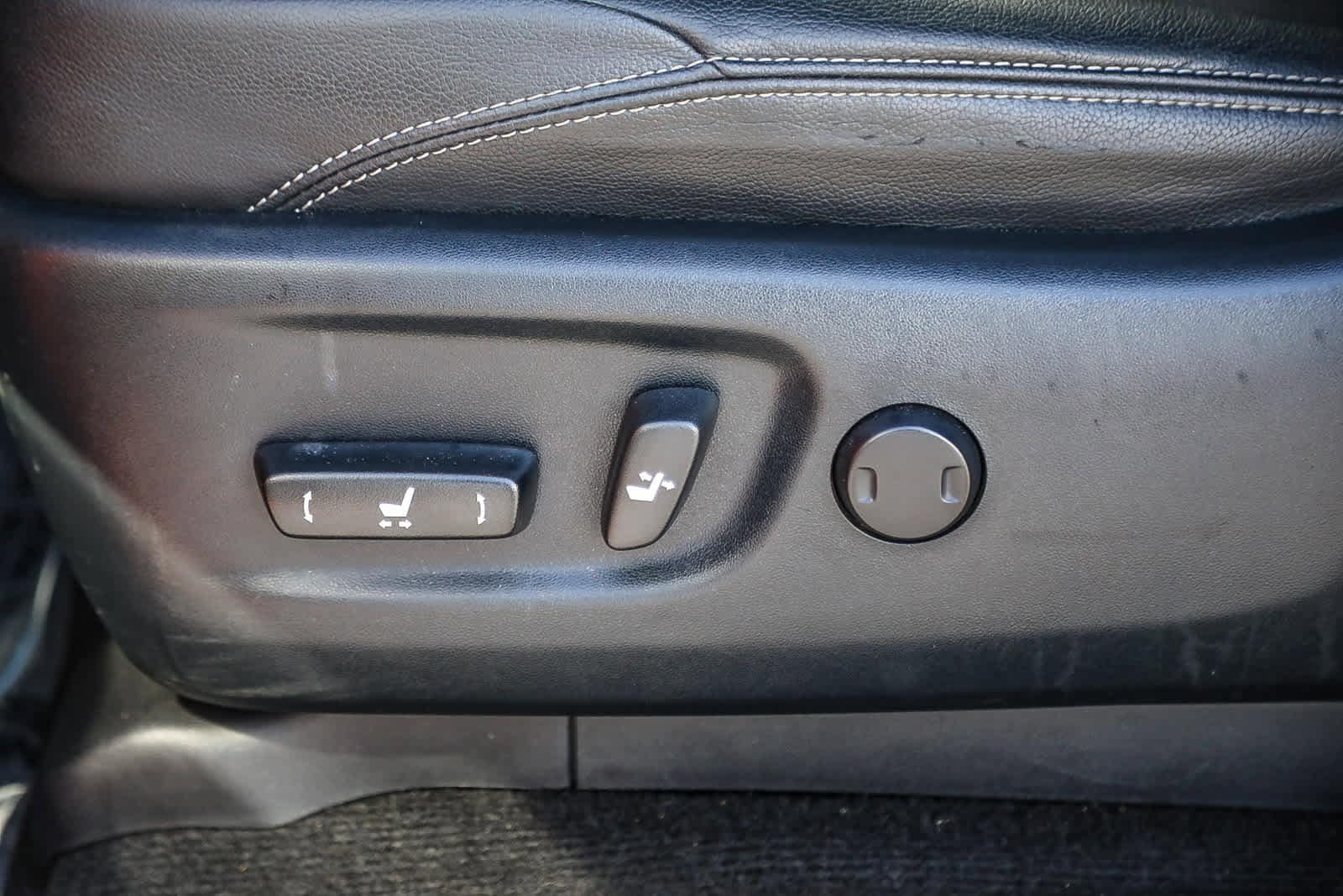 Thumbnail: 2020 Toyota 4Runner - 20