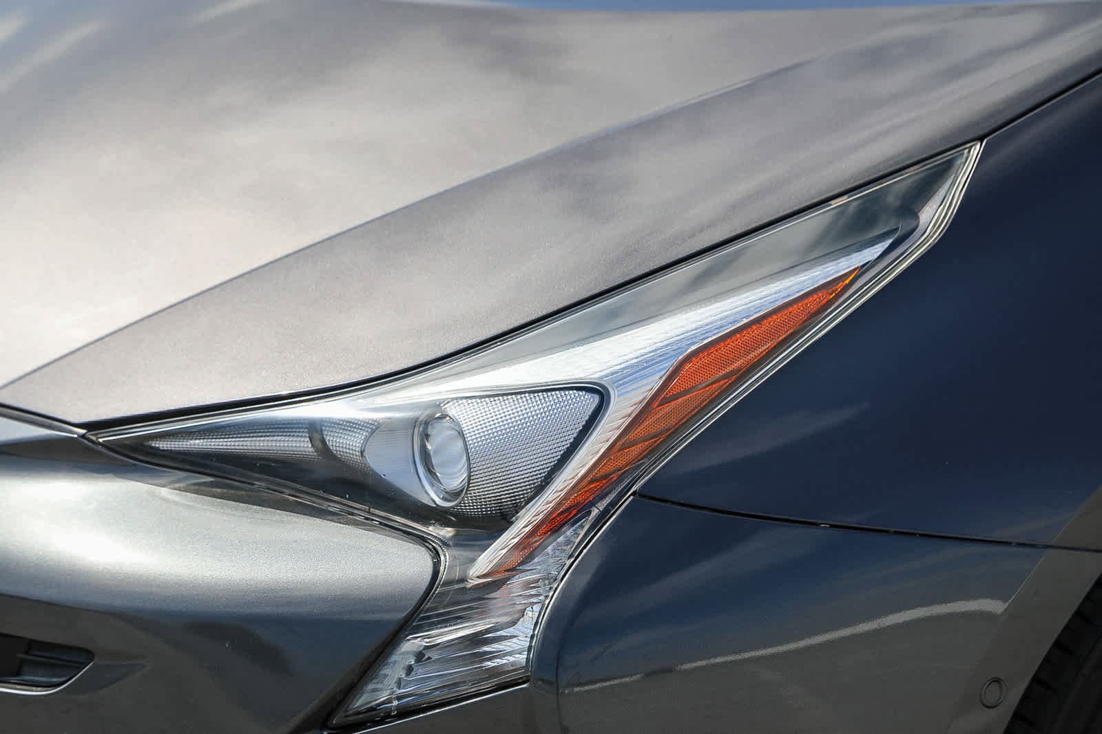 Thumbnail: 2016 Toyota Prius - 7