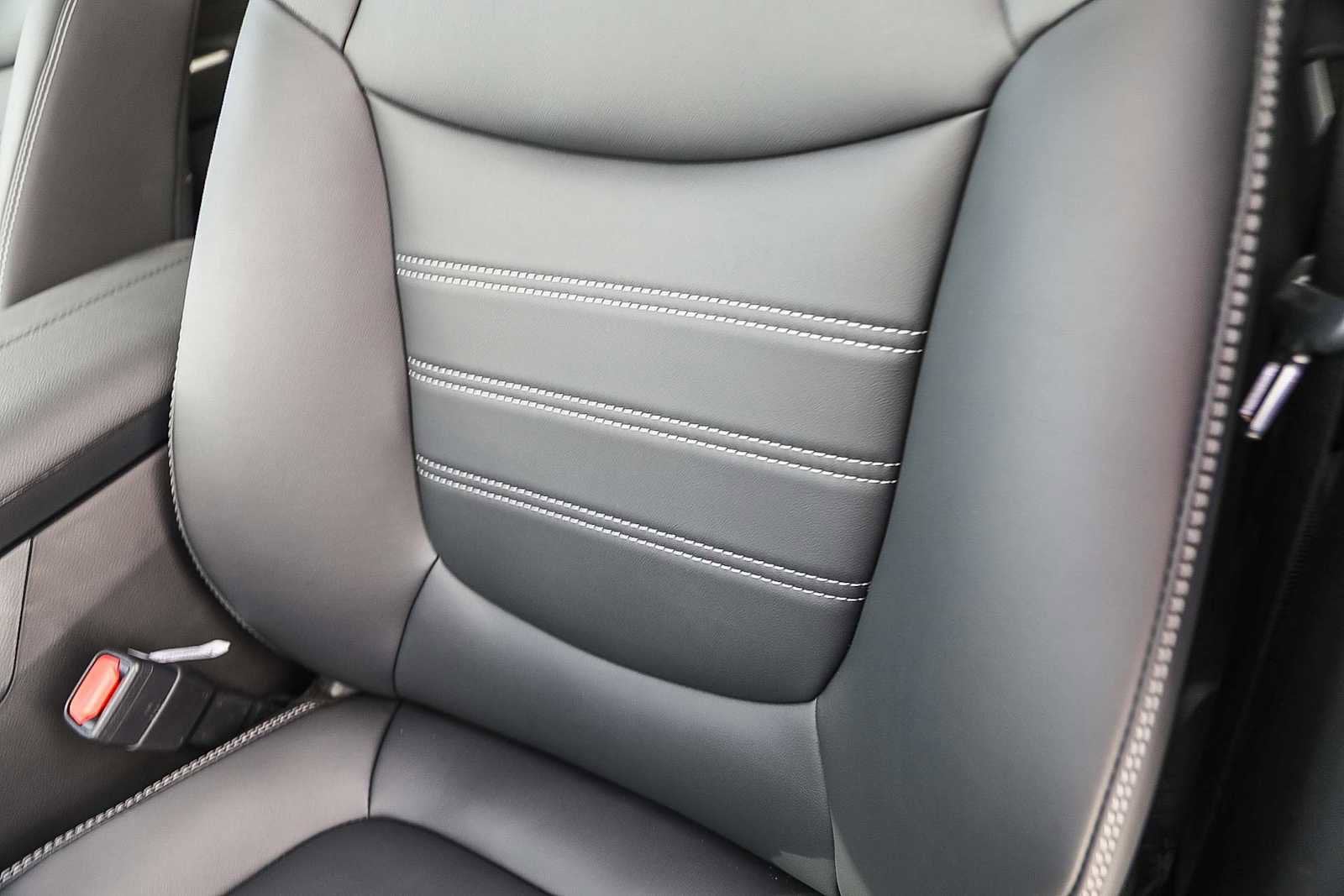 Thumbnail: 2025 Toyota RAV4 - 26