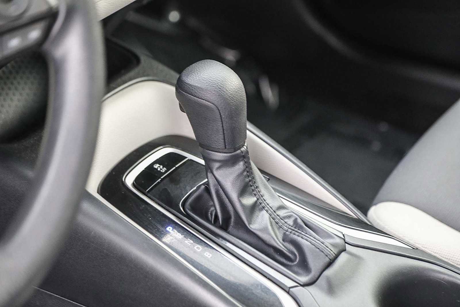 Thumbnail: 2023 Toyota Corolla - 21