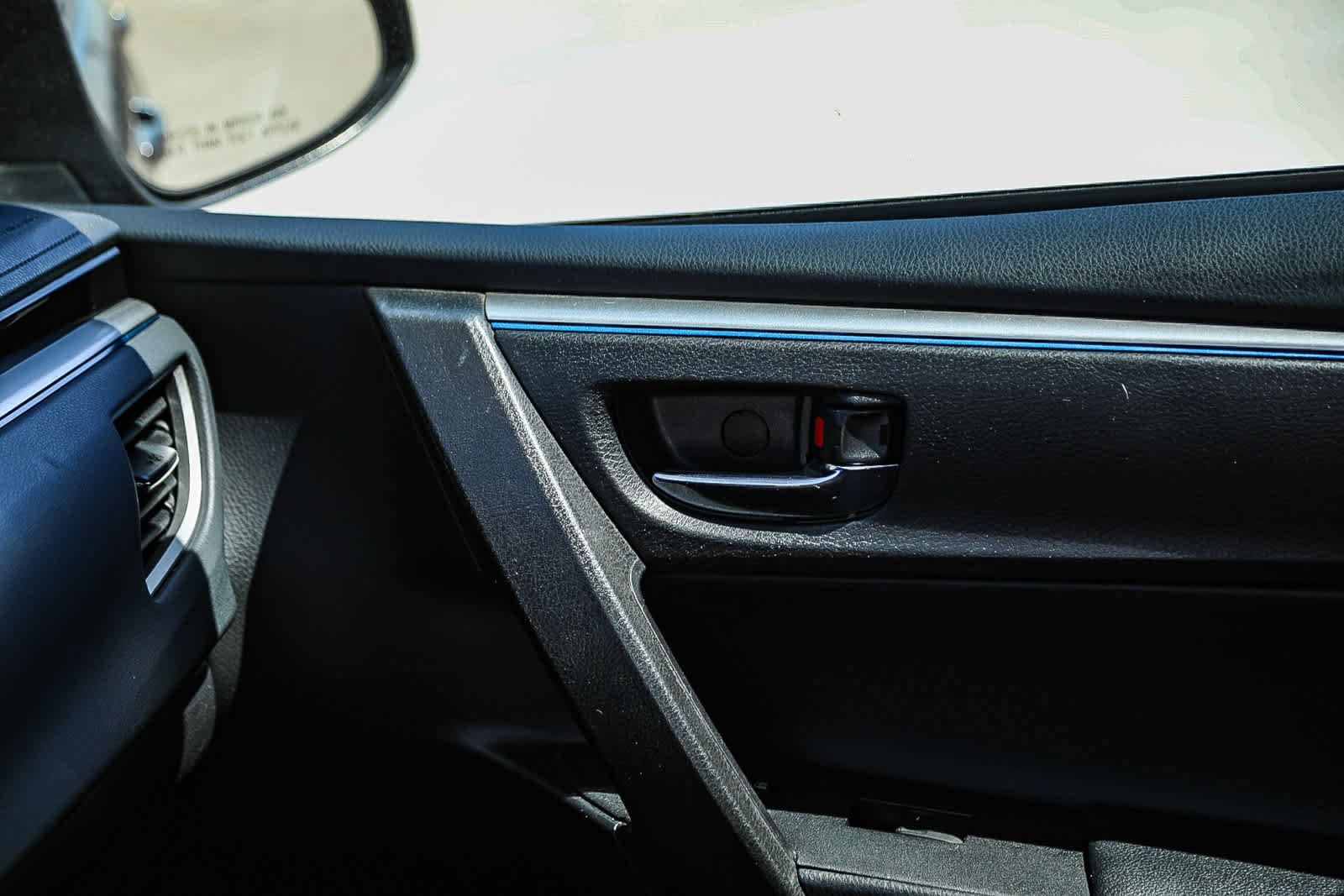 Thumbnail: 2016 Toyota Corolla - 20
