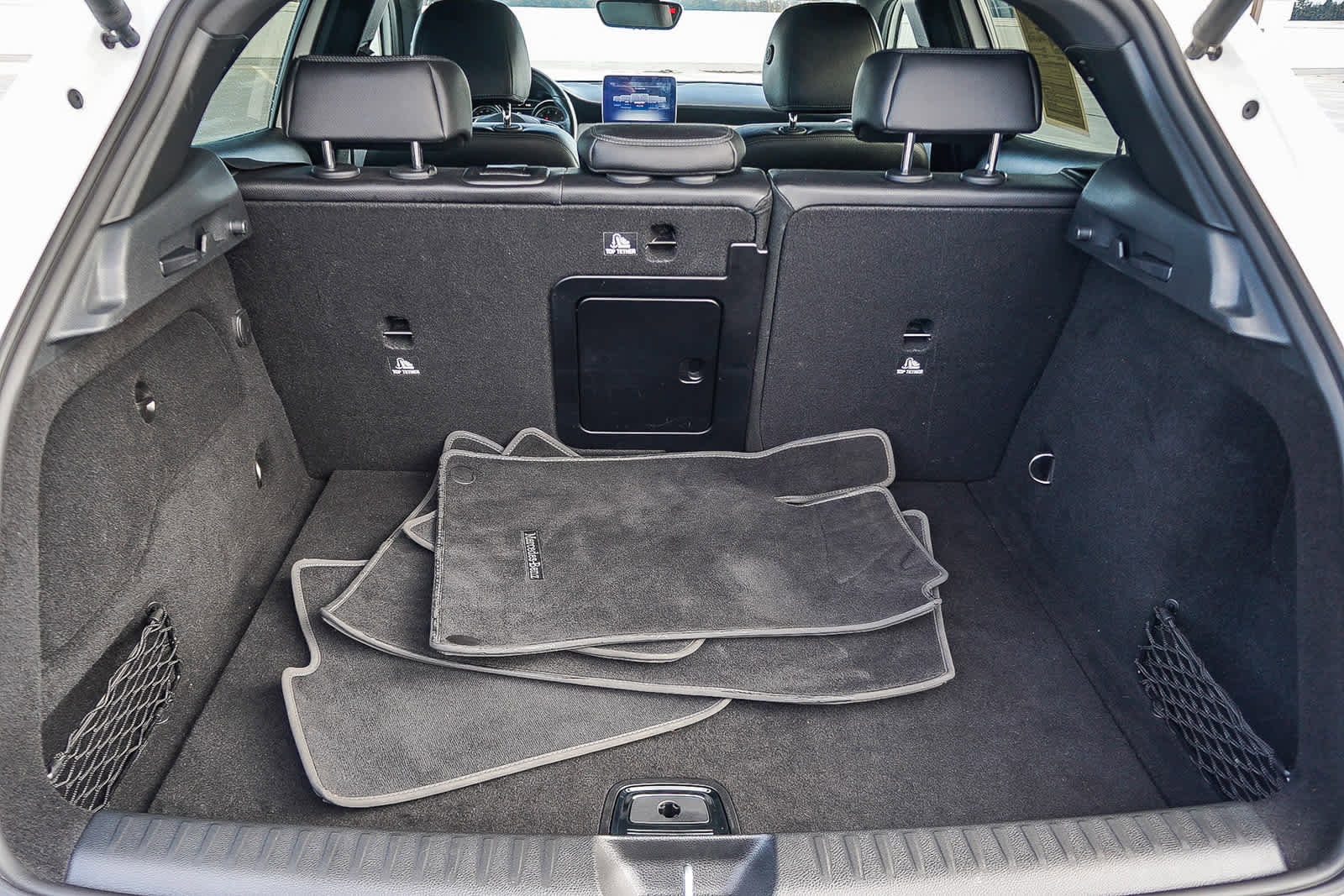 Thumbnail: 2020 Mercedes-Benz GLA - 30