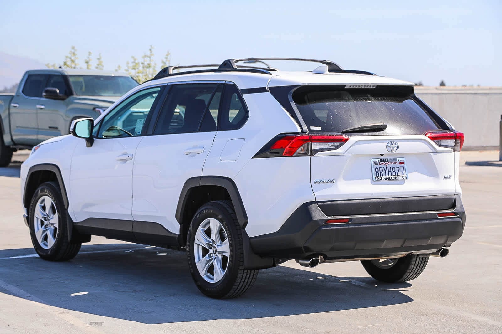 Thumbnail: 2020 Toyota RAV4 - 8