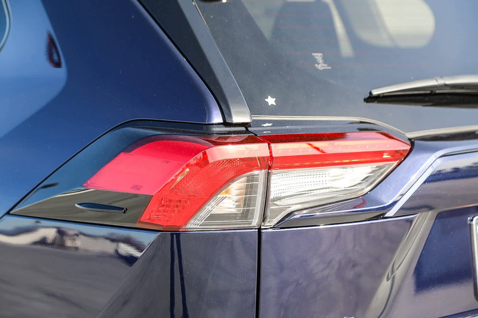 Thumbnail: 2025 Toyota RAV4 - 9