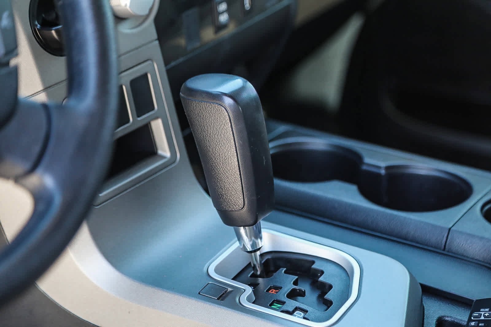Thumbnail: 2013 Toyota Tundra - 20