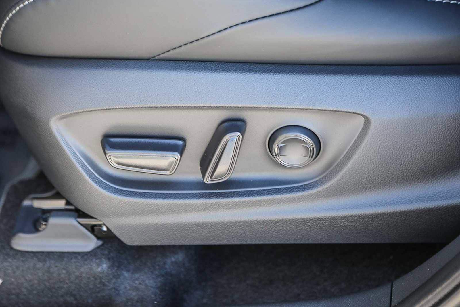 Thumbnail: 2026 Toyota bZ - 21