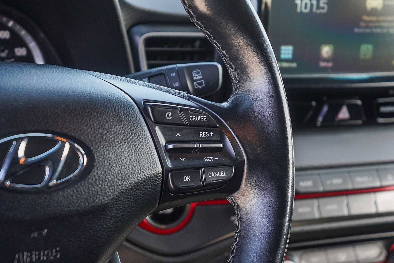 Thumbnail: 2019 Hyundai Veloster - 18