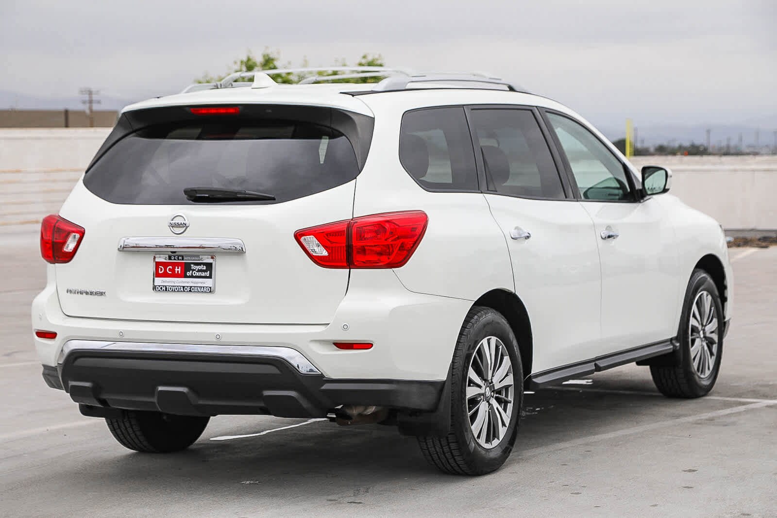 Thumbnail: 2020 Nissan Pathfinder - 4