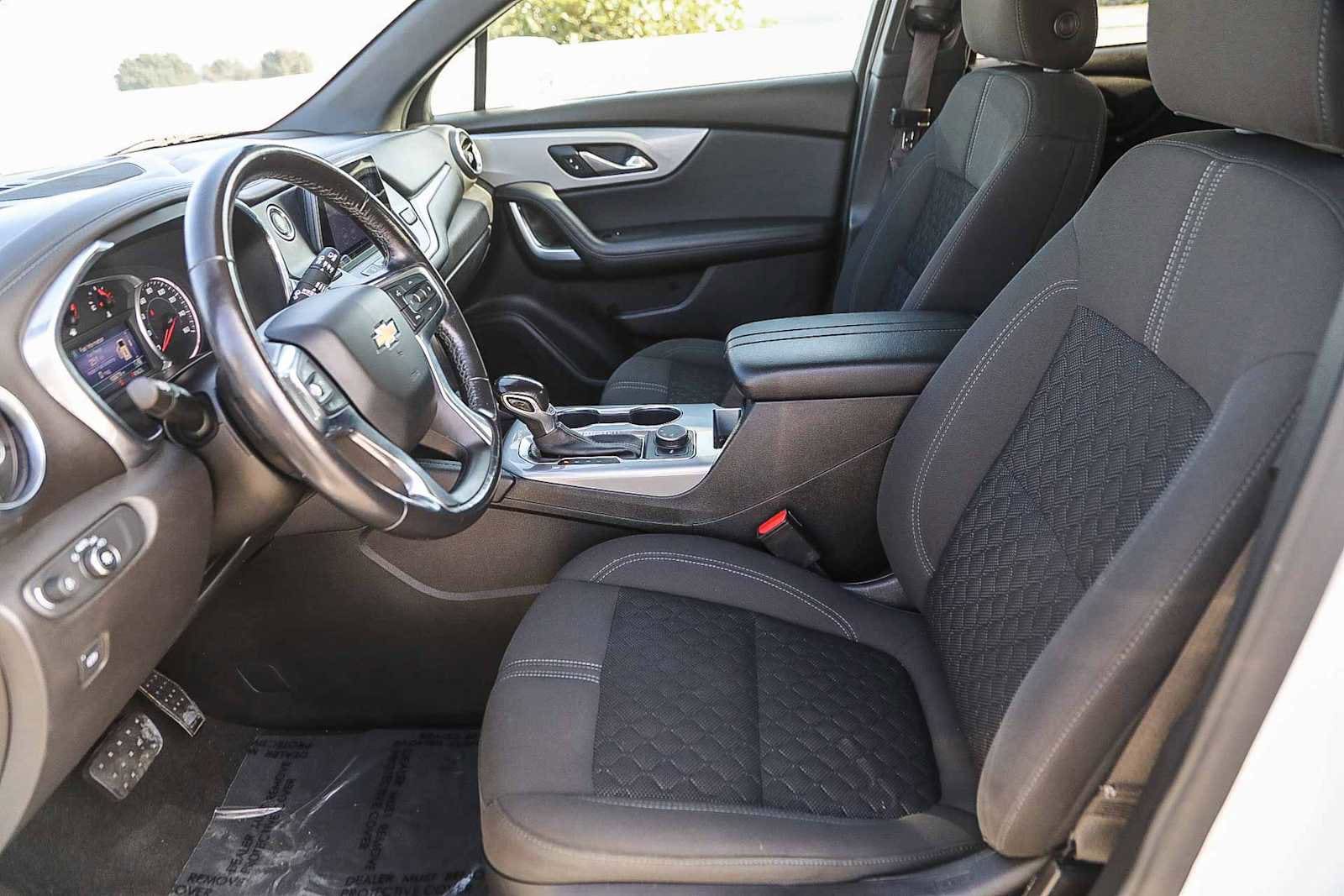 Thumbnail: 2019 Chevrolet Blazer - 17