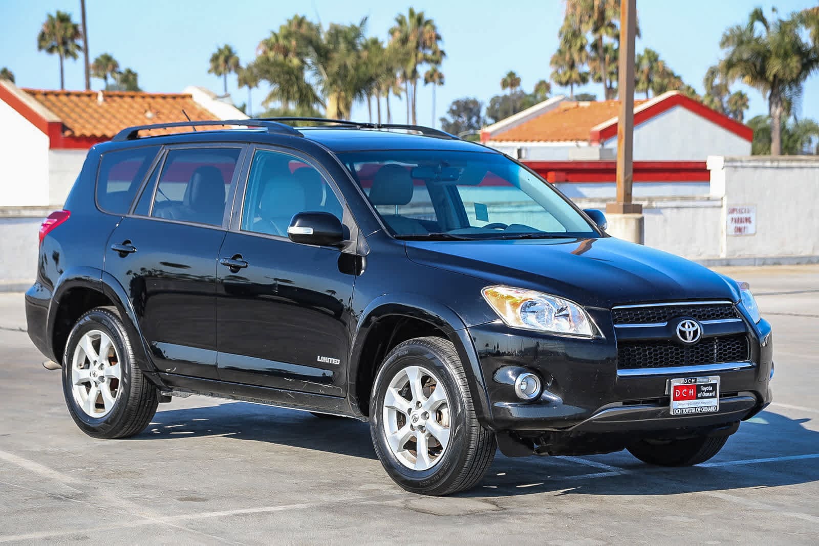 Thumbnail: 2011 Toyota RAV4 - 3