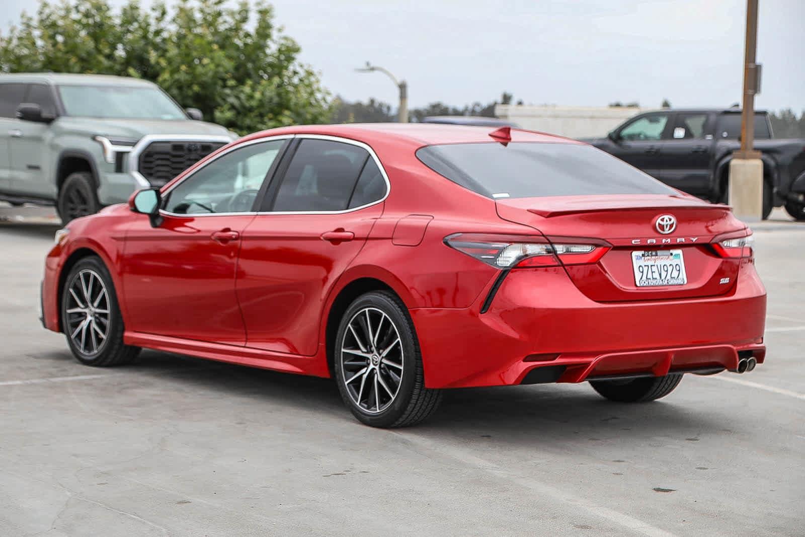 Thumbnail: 2021 Toyota Camry - 6