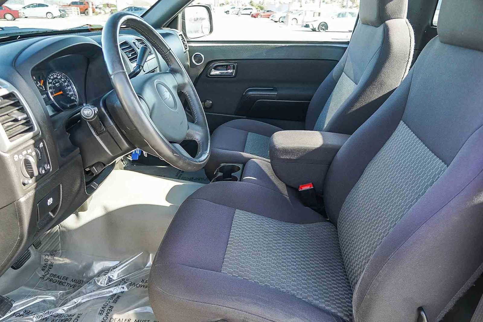 Thumbnail: 2012 Chevrolet Colorado - 18