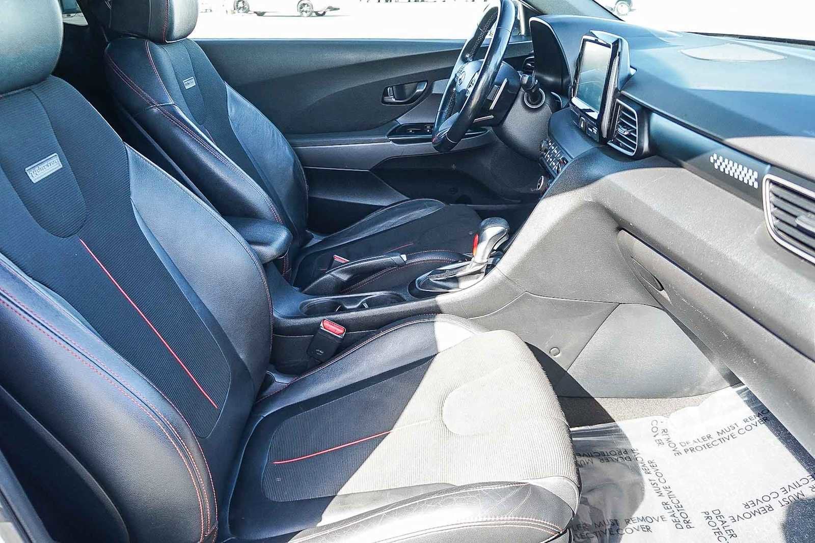 Thumbnail: 2019 Hyundai Veloster - 20