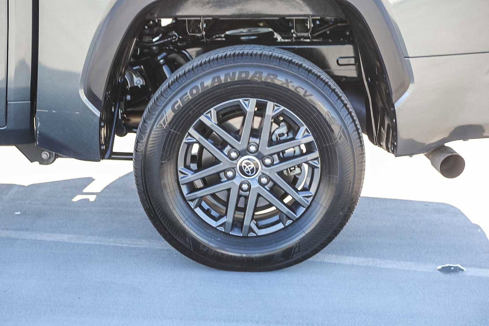 Thumbnail: 2023 Toyota Tundra - 11