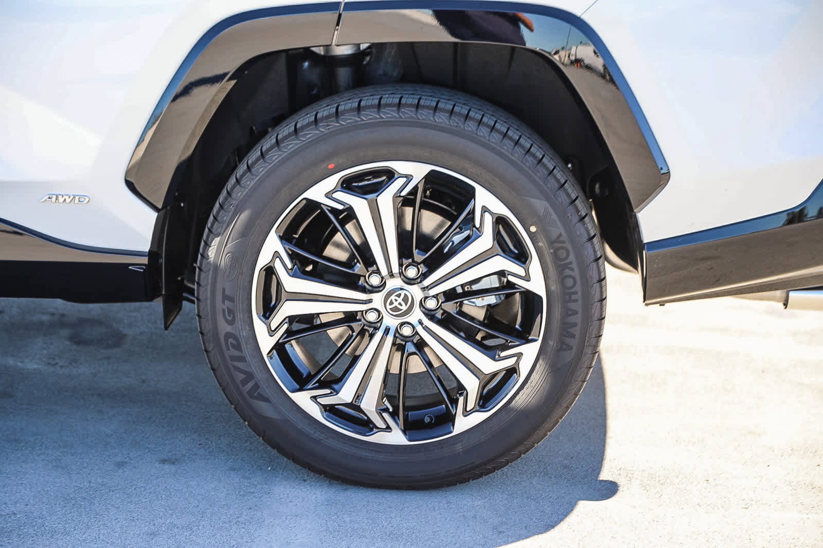 Thumbnail: 2025 Toyota RAV4 - 11