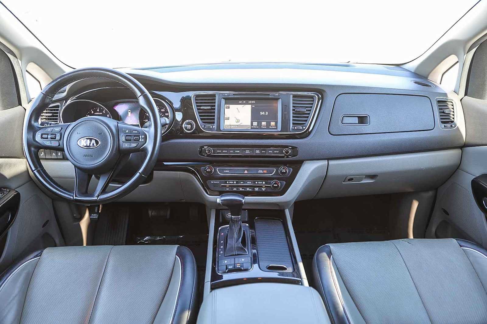 Thumbnail: 2017 Kia Sedona - 12