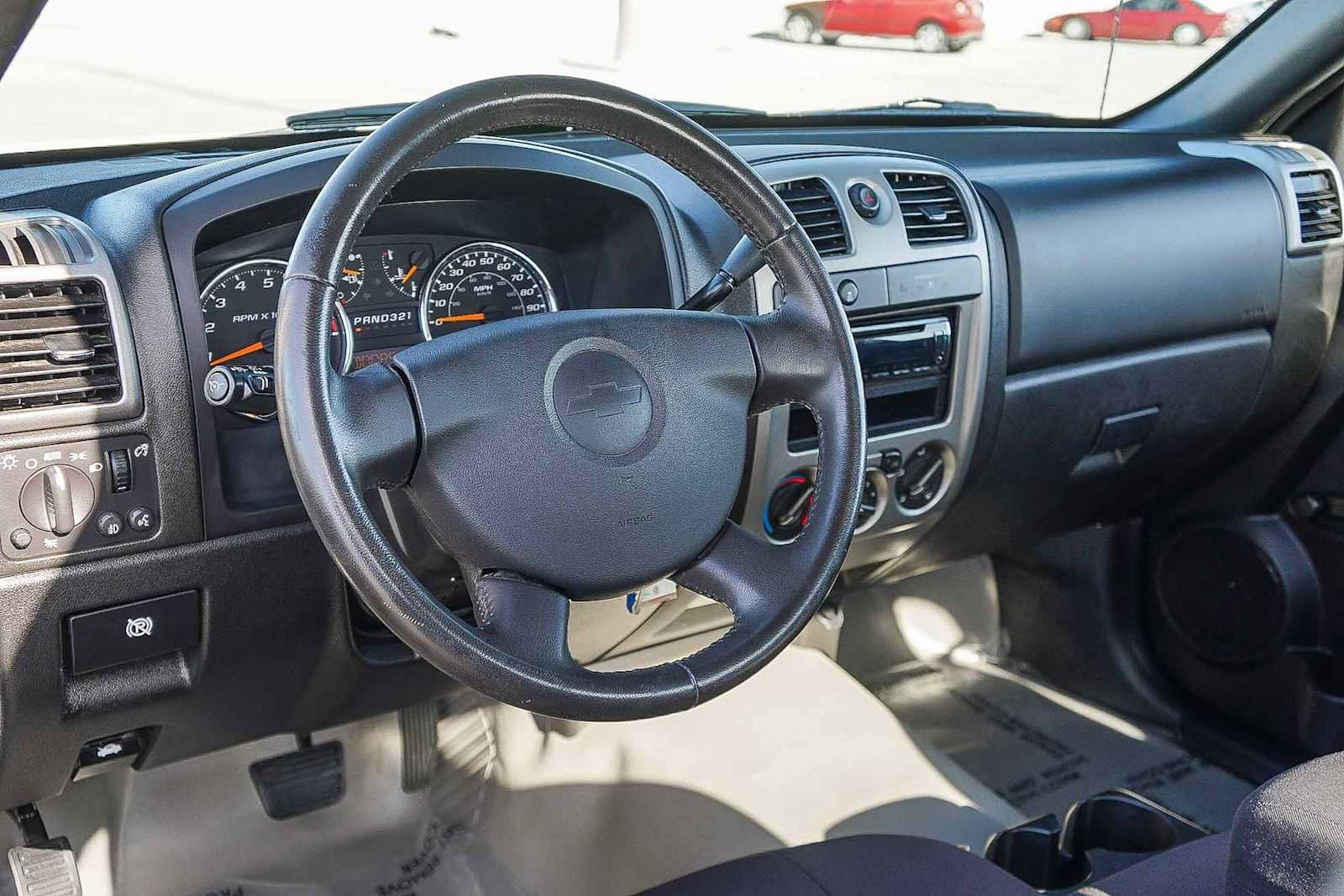 Thumbnail: 2012 Chevrolet Colorado - 13