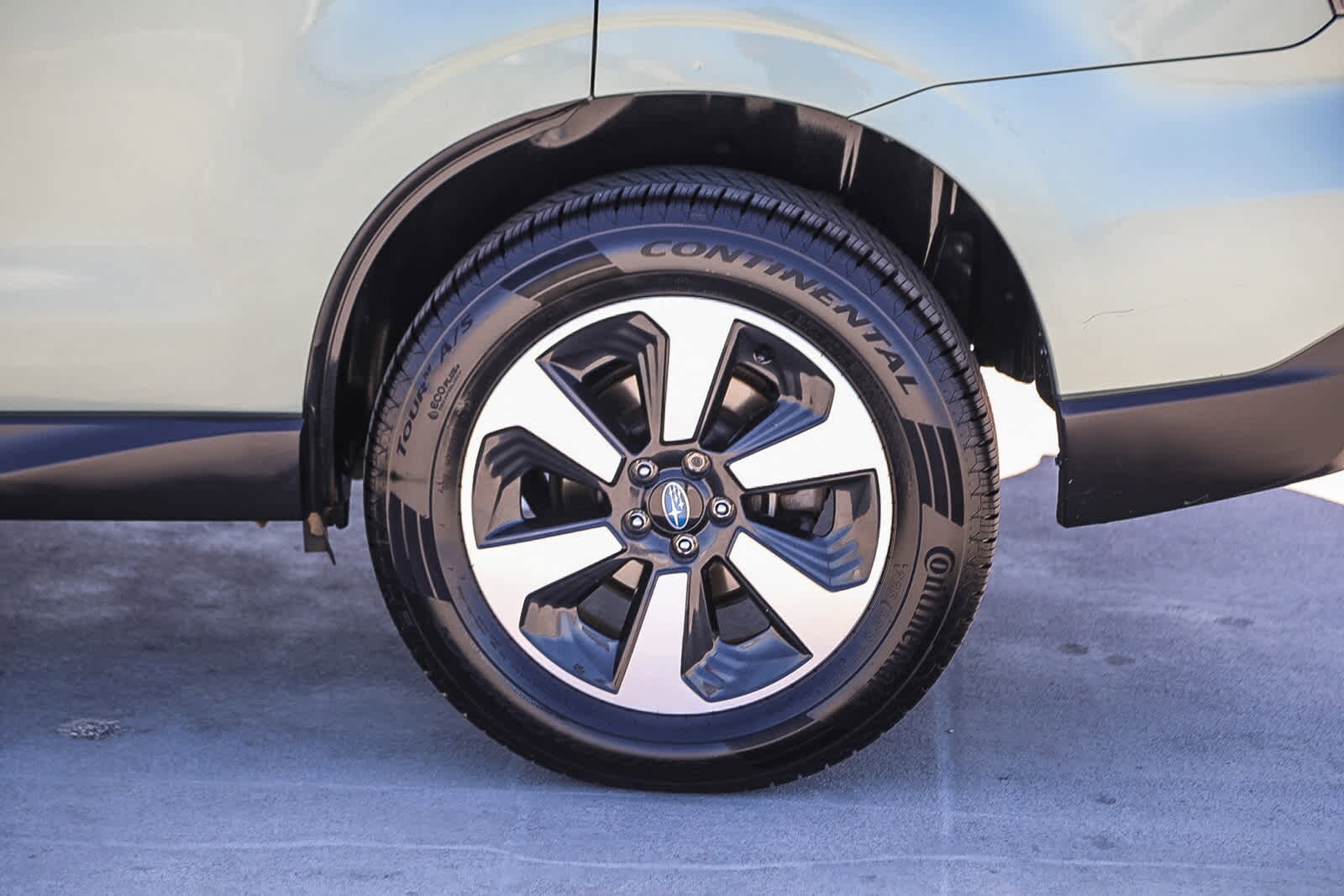 Thumbnail: 2017 Subaru Forester - 11