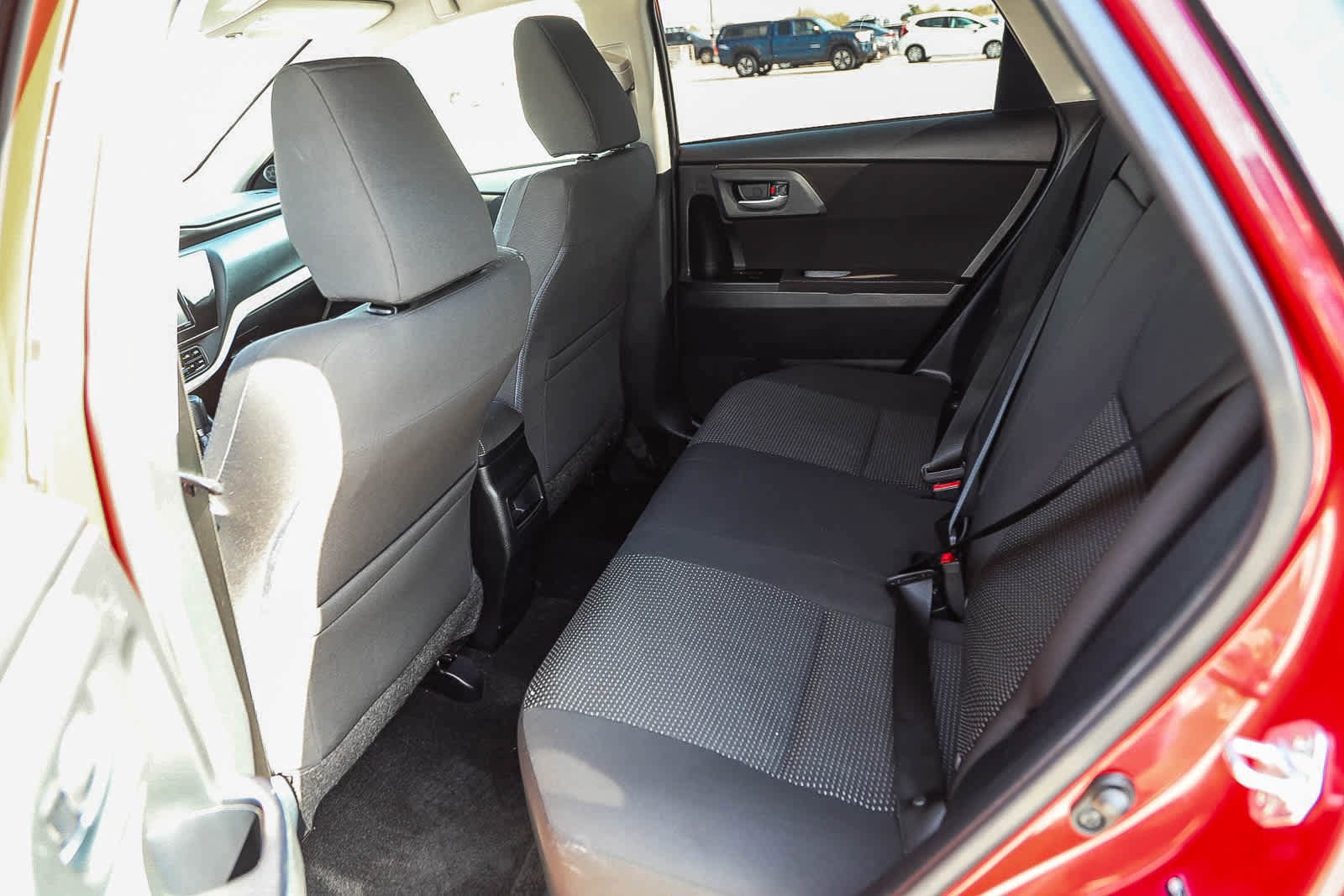 Thumbnail: 2018 Toyota Corolla iM - 18