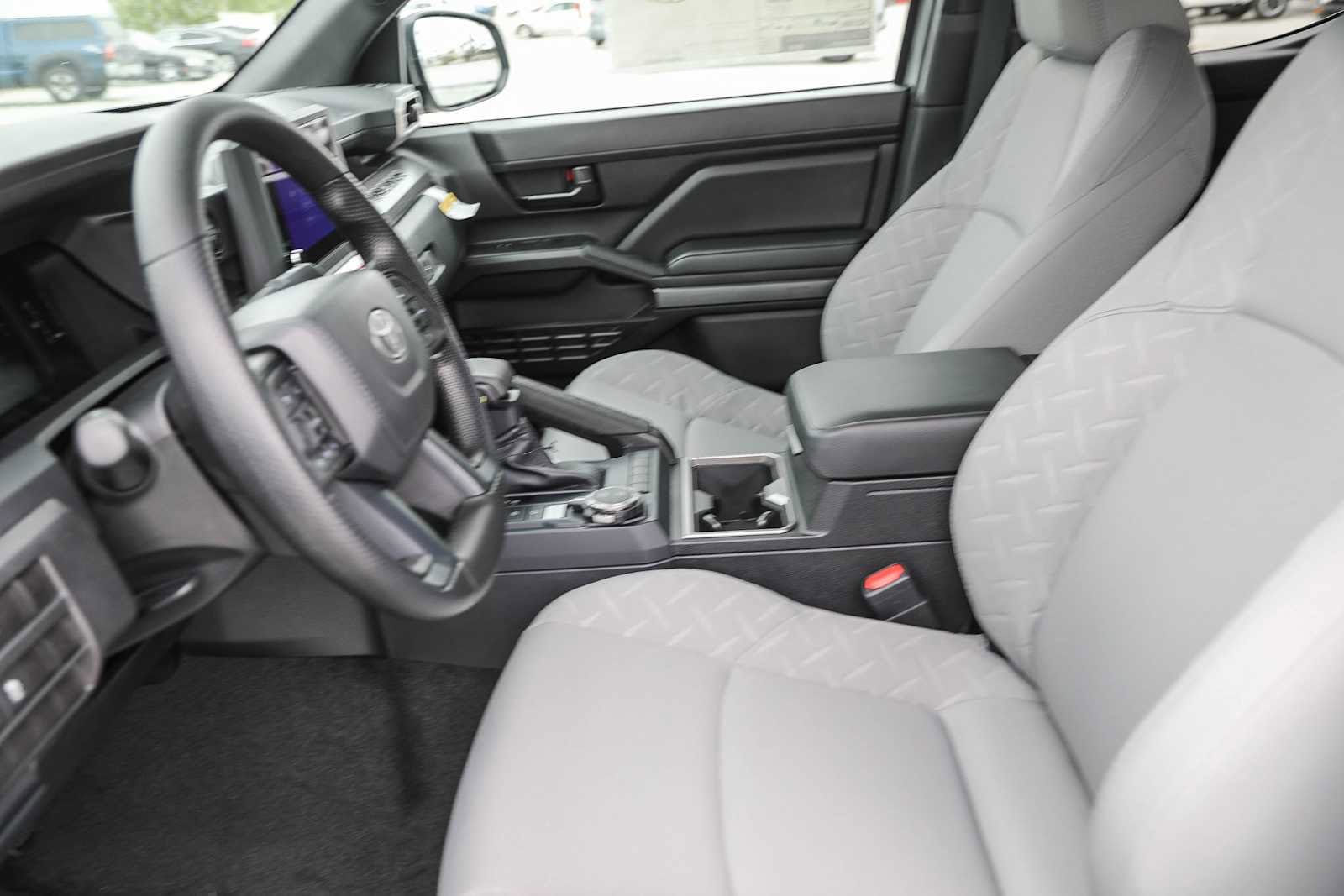 2025 Toyota Tacoma SR5 18