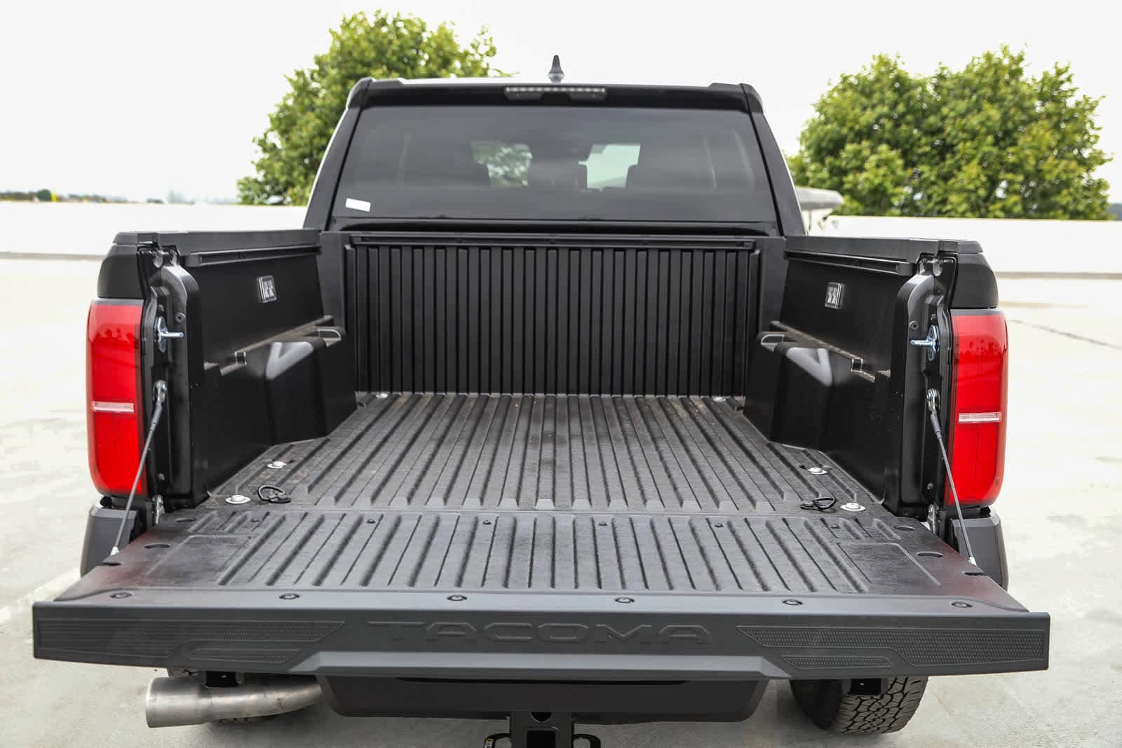 2025 Toyota Tacoma TRD Off-Road 11